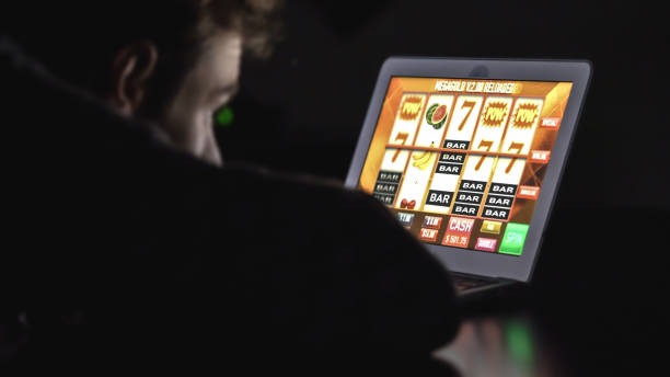Desktop view of inova777 Game Demo with rule card and payout table